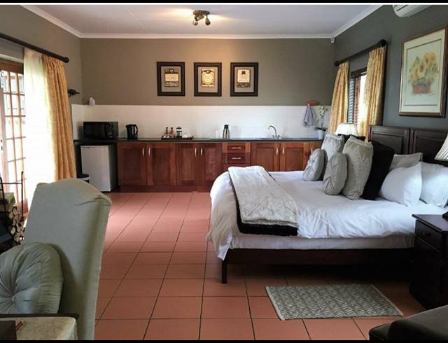 7,754M² LODGE FOR SALE IN LIONS RIVER